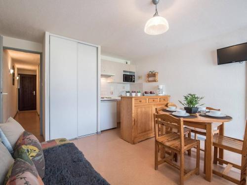 Appartement Saint-Lary-Soulan, 2 pièces, 6 personnes - FR-1-296-162