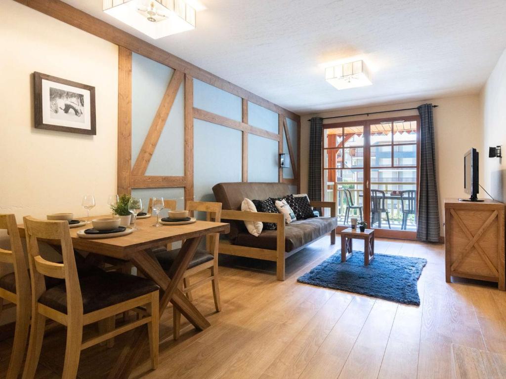 Appartement Appartement Saint-Lary-Soulan, 2 pièces, 6 personnes - FR-1-296-393 Résidence Cami réal N°203 Rue du Chemin de Sailhan 65170 Saint-Lary-Soulan