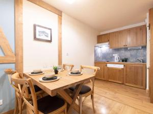 Appartement Saint-Lary-Soulan, 2 pièces, 6 personnes - FR-1-296-400