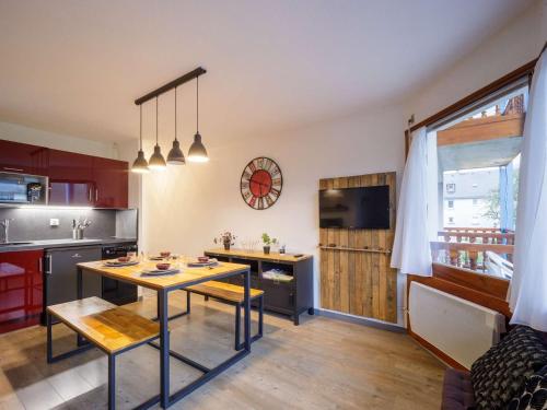 Appartement Saint-Lary-Soulan, 2 pièces, 6 personnes - FR-1-296-434