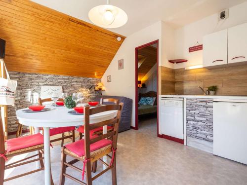 Appartement Saint-Lary-Soulan, 3 pièces, 5 personnes - FR-1-296-451