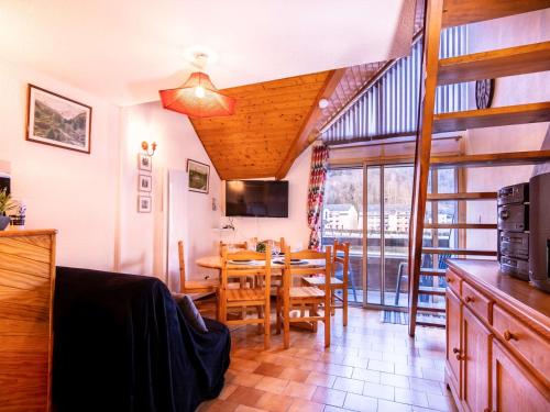 Appartement Saint-Lary-Soulan, 3 pièces, 8 personnes - FR-1-296-381