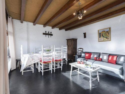 Appartement Saint-Lary-Soulan, 4 pièces, 8 personnes - FR-1-296-325
