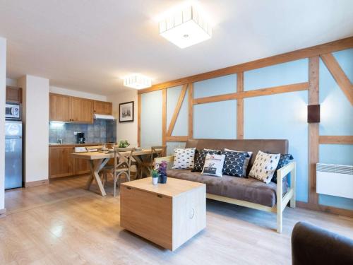 Appartement Saint-Lary-Soulan, 4 pièces, 8 personnes - FR-1-296-395