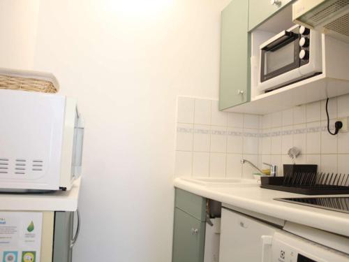 Appartement Saint-Martin-de-Ré, 1 pièce, 4 personnes - FR-1-246C-17