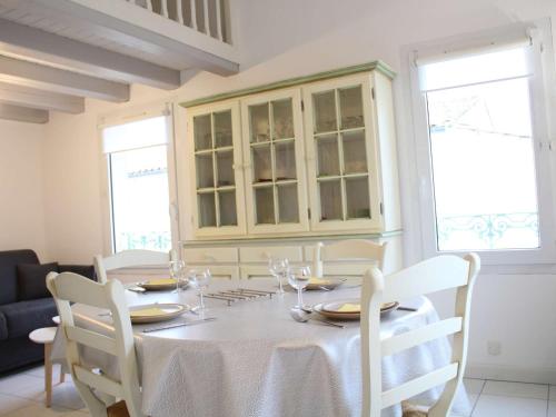 Appartement Saint-Martin-de-Ré, 1 pièce, 4 personnes - FR-1-246C-17