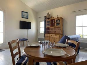 Appartement Saint-Martin-de-Ré, 2 pièces, 4 personnes - FR-1-246C-25
