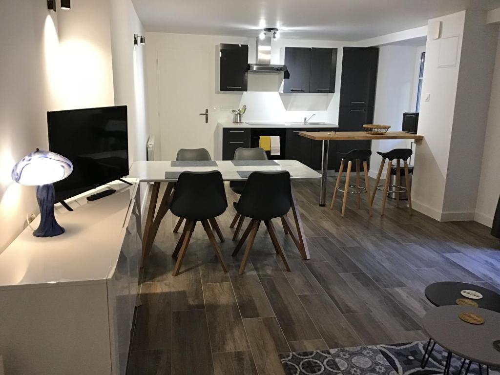 Appartement \ avenue du Docteur André Roux 37, 63710 Saint-Nectaire