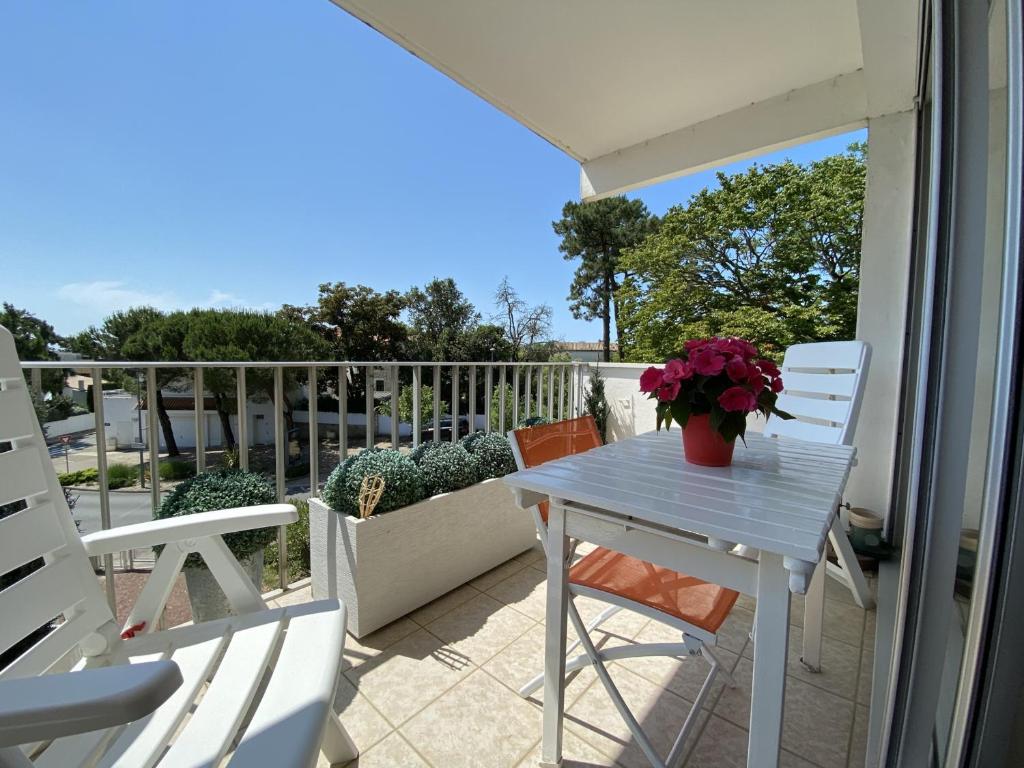 Appartement Appartement Saint-Palais-sur-Mer, 2 pièces, 3 personnes - FR-1-539-26 62 avenue de Pontaillac Résidence Plage de Nauzan 2ème étage - n°23 17420 Saint-Palais-sur-Mer