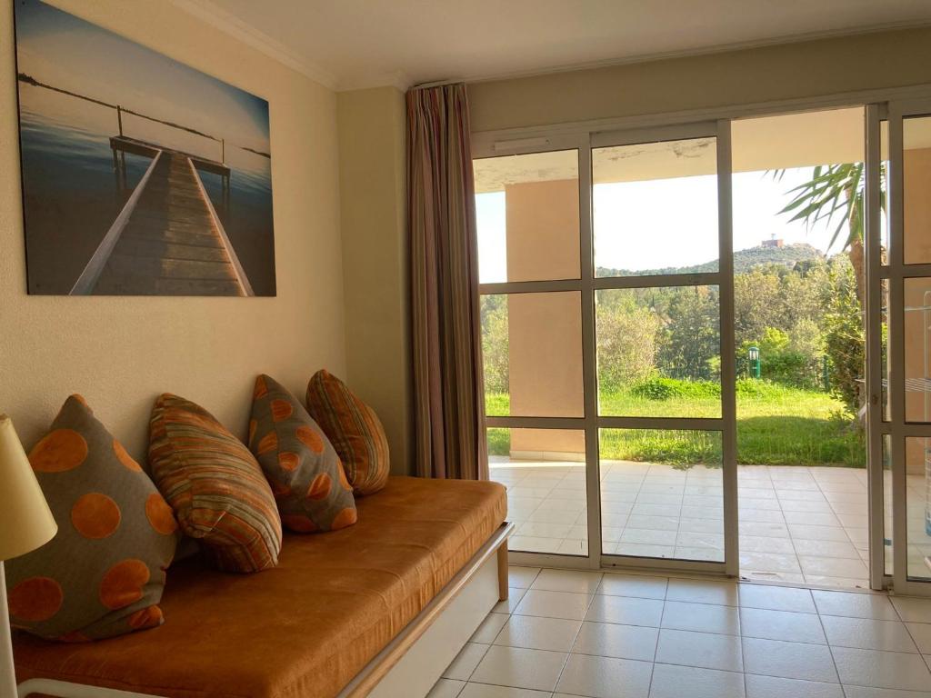 Appartement Appartement Saint-Raphaël, 3 pièces, 6 personnes - FR-1-504-614 Domaine de Cap Esterel 2975-3001 Boulevard de la 36ème division du Texas Lieu-dit AGAY 83700 Saint-Raphaël