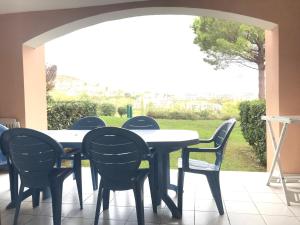 Appartement Saint-Raphaël, 3 pièces, 6 personnes - FR-1-504-660