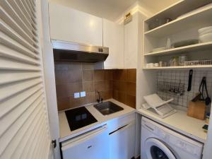 Appartement Sainte-Maxime, 1 pièce, 2 personnes - FR-1-226-420