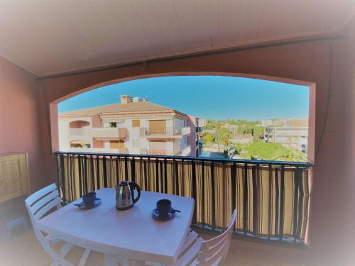 Appartement Sainte-Maxime, 1 pièce, 2 personnes - FR-1-226-502