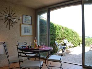 Appartement Appartement Sainte-Maxime, 2 pièces, 4 personnes - FR-1-226-317 Les Lauriers Appt 29 - Bd Jean Moulin - 83120 Sainte-Maxime Provence-Alpes-Côte d\'Azur