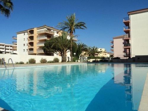 Appartement Sainte-Maxime, 2 pièces, 4 personnes - FR-1-226-487