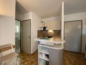 Appartement Sainte-Maxime, 2 pièces, 4 personnes - FR-1-226-500