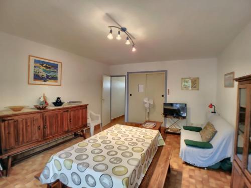 Appartement Saintes-Maries-de-la-Mer, 2 pièces, 4 personnes - FR-1-475-25
