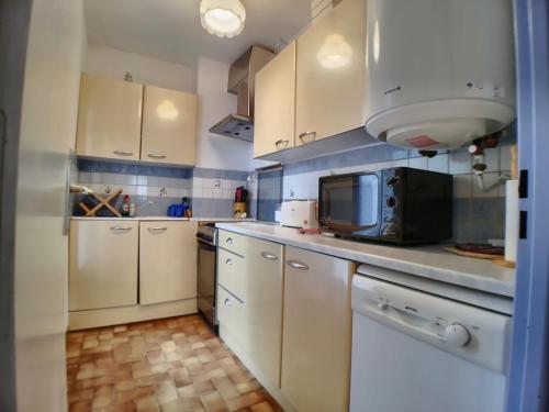 Appartement Saintes-Maries-de-la-Mer, 2 pièces, 4 personnes - FR-1-475-25