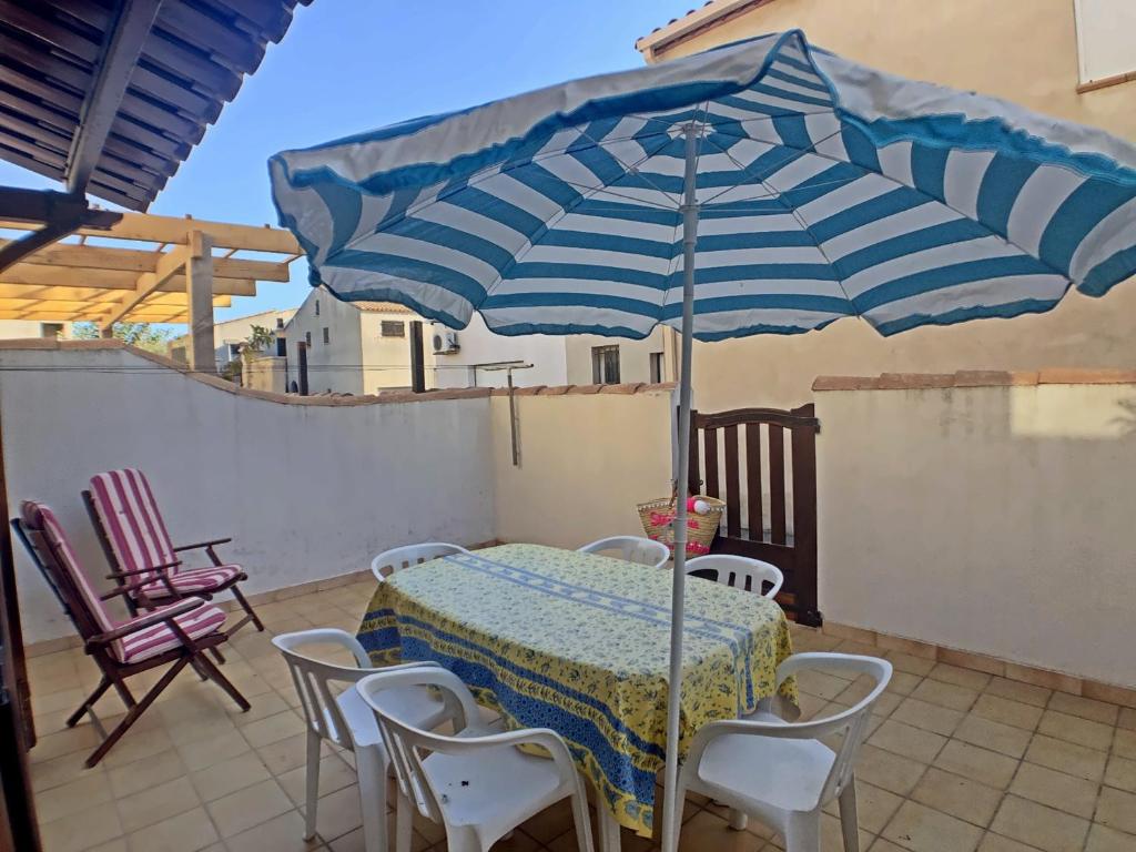 Appartement Appartement Saintes-Maries-de-la-Mer, 2 pièces, 4 personnes - FR-1-475-34 8 Rue Noune Judlin -  - 13460 Les Saintes-Maries-de-la-Mer