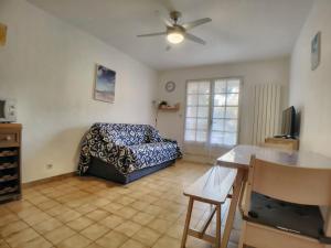 Appartement Saintes-Maries-de-la-Mer, 2 pièces, 4 personnes - FR-1-475-40
