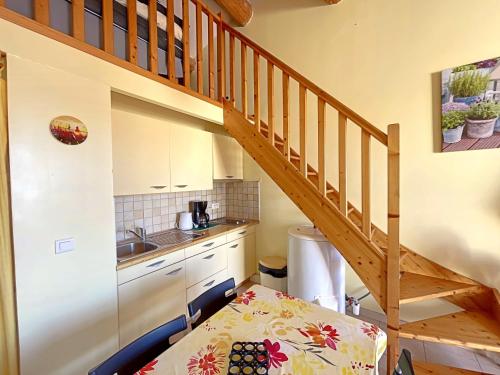 Appartement Saintes-Maries-de-la-Mer, 2 pièces, 4 personnes - FR-1-475-76