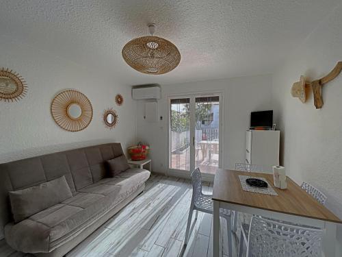 Appartement Saintes-Maries-de-la-Mer, 2 pièces, 4 personnes - FR-1-475-81