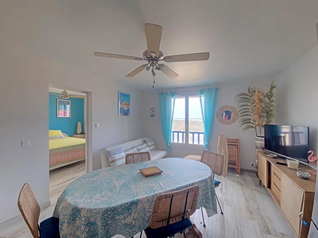 Appartement Saintes-Maries-de-la-Mer, 3 pièces, 4 personnes - FR-1-475-88 45 avenue Riquette Aubanel Résidence le Crin Blanc appart 21, 13460 Les Saintes-Maries-de-la-Mer