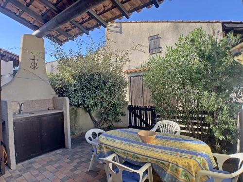 Appartement Saintes-Maries-de-la-Mer, 3 pièces, 6 personnes - FR-1-475-29