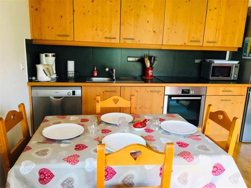 Appartement Samoëns, 3 pièces, 5 personnes - FR-1-629-19