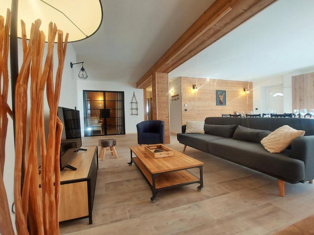 Appartement Appartement Samoëns, 5 pièces, 8 personnes - FR-1-624-96 864 Route de Sixt 74340 Samoëns