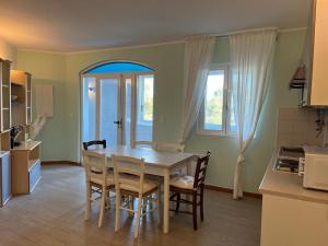 APPARTEMENT SCOPA - Plage à pied - vue mer
