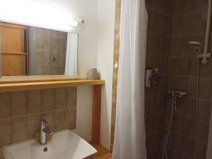 Appartement Sète, 1 pièce, 4 personnes - FR-1-338-457