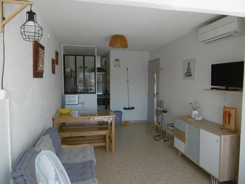 Appartement Sète, 2 pièces, 3 personnes - FR-1-472-159
