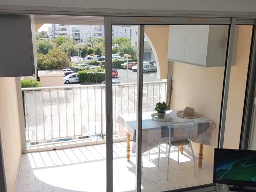 Appartement Sète, 2 pièces, 4 personnes - FR-1-338-442