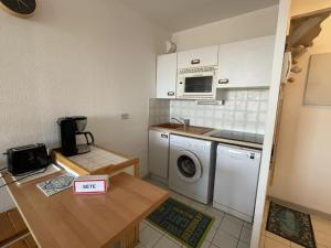 Appartement Sète, 2 pièces, 4 personnes - FR-1-338-447