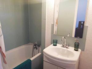 Appartement Sète, 2 pièces, 4 personnes - FR-1-338-474