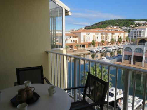Appartement Sète, 2 pièces, 4 personnes - FR-1-472-123