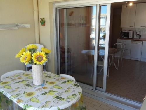 Appartement Sète, 2 pièces, 4 personnes - FR-1-472-133
