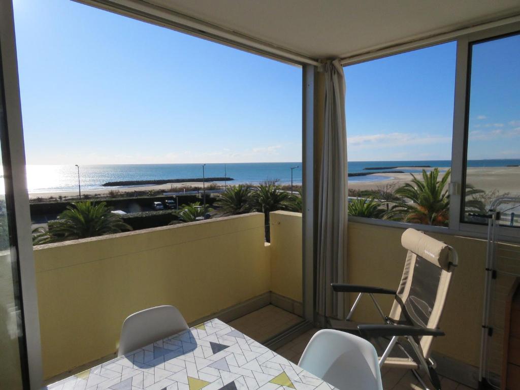 Appartement Appartement Sète, 2 pièces, 4 personnes - FR-1-472-134 Place MER ET SOLEIL 34200 Sète