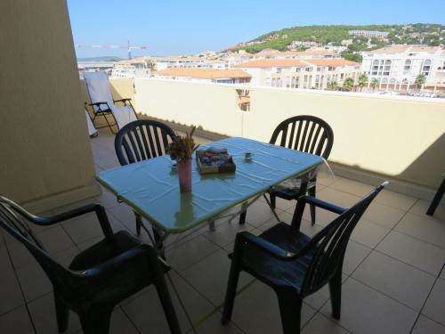 Appartement Sète, 2 pièces, 4 personnes - FR-1-472-136