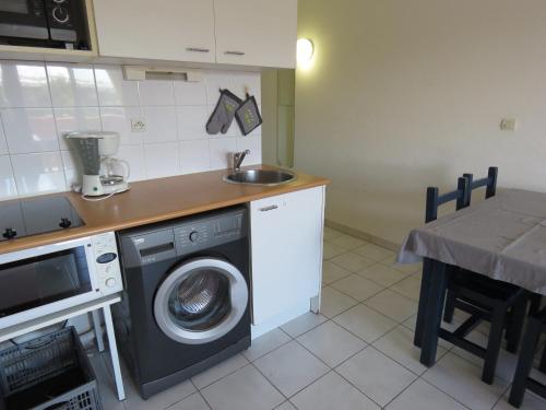 Appartement Sète, 2 pièces, 4 personnes - FR-1-472-140