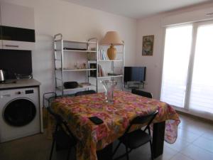 Appartement Appartement Sète, 2 pièces, 4 personnes - FR-1-472-158 Rue du bois de mon coeur 34200 Sète Languedoc-Roussillon