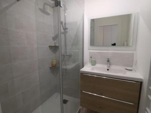 Appartement Sète, 2 pièces, 4 personnes - FR-1-472A-142