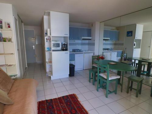 Appartement Sète, 2 pièces, 4 personnes - FR-1-472A-259
