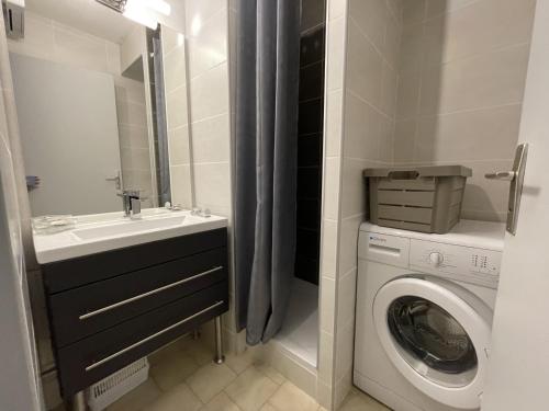 Appartement Sète, 2 pièces, 6 personnes - FR-1-338-342
