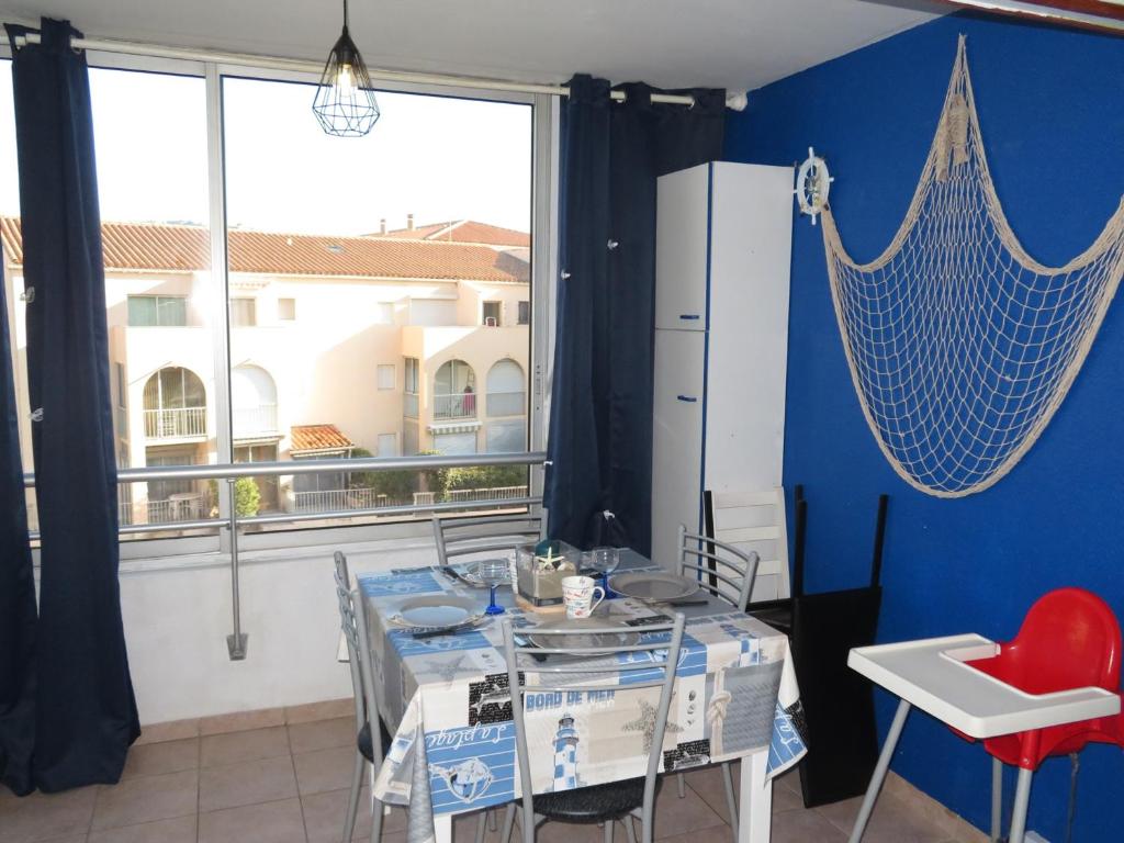 Appartement Appartement Sète, 2 pièces, 6 personnes - FR-1-338-401 2 Place du Port Saint Clair Résidence Port saint Clair Bat A n°262 34200 Sète