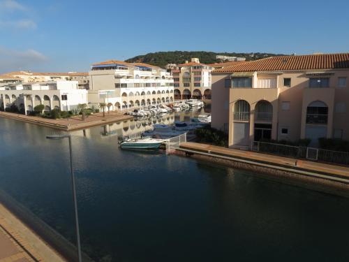 Appartement Sète, 2 pièces, 6 personnes - FR-1-338-401