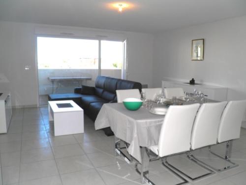 Appartement Sète, 3 pièces, 4 personnes - FR-1-338-456
