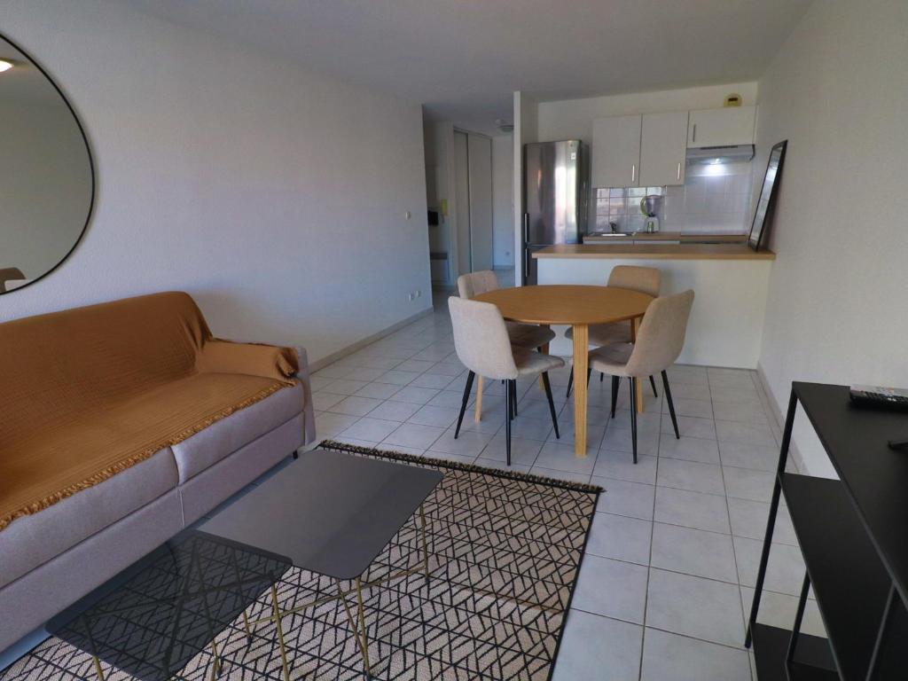 Appartement Sète, 3 pièces, 5 personnes - FR-1-472-177 10, allée de la Goélette, 34200 Sète