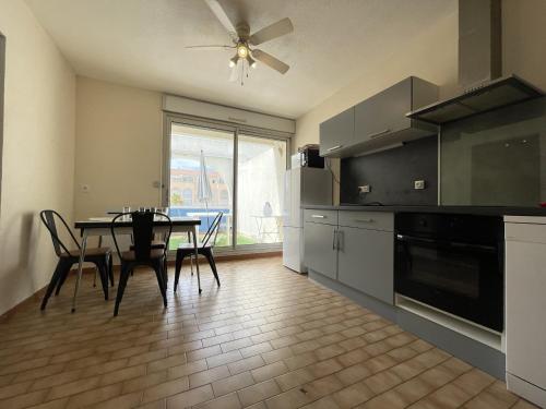 Appartement Sète, 3 pièces, 6 personnes - FR-1-338-478